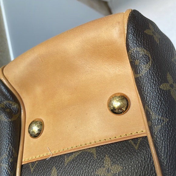 Louis Vuitton Monogram Boetie  MM Shoulder Bag. - Picture 16 of 17
